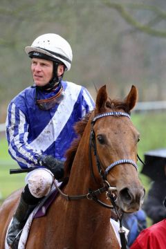 Die Debütantin aus dem Wöhler-Stall siegte mit Jozef Bojko als 20:10-Favoritin mit fünf Längen. Foto: Dr. Jens Fuchs