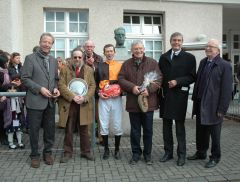 Siegerehrung mit Alexander Weis, Andreas Löwe, Jan Schreurs. Foto: Gabriele Suhr