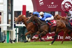 Godolphin-Einlauf im Prix Jean Luc Lagardere: Ultra schlägt Cymric. Foto Dr. Jens Fuchs